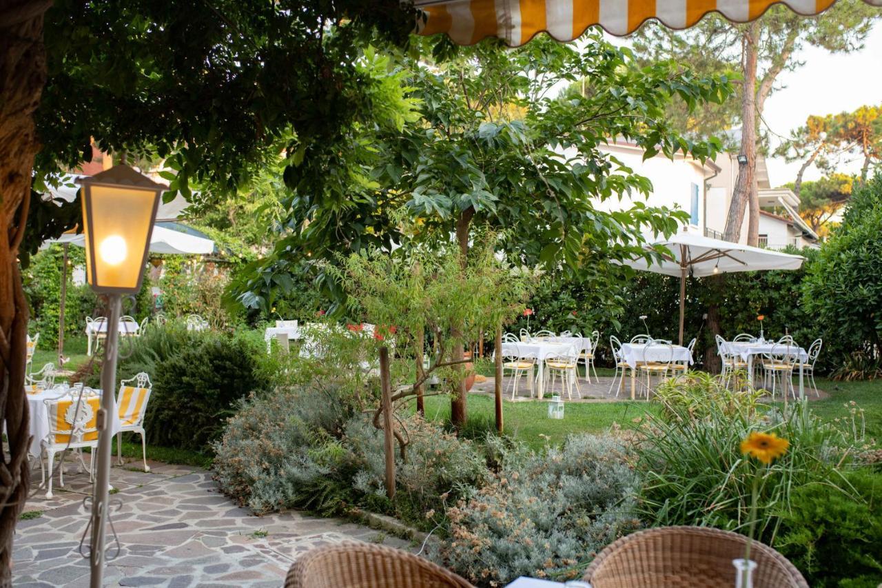 Villa Arizona Milano Marittima Esterno foto