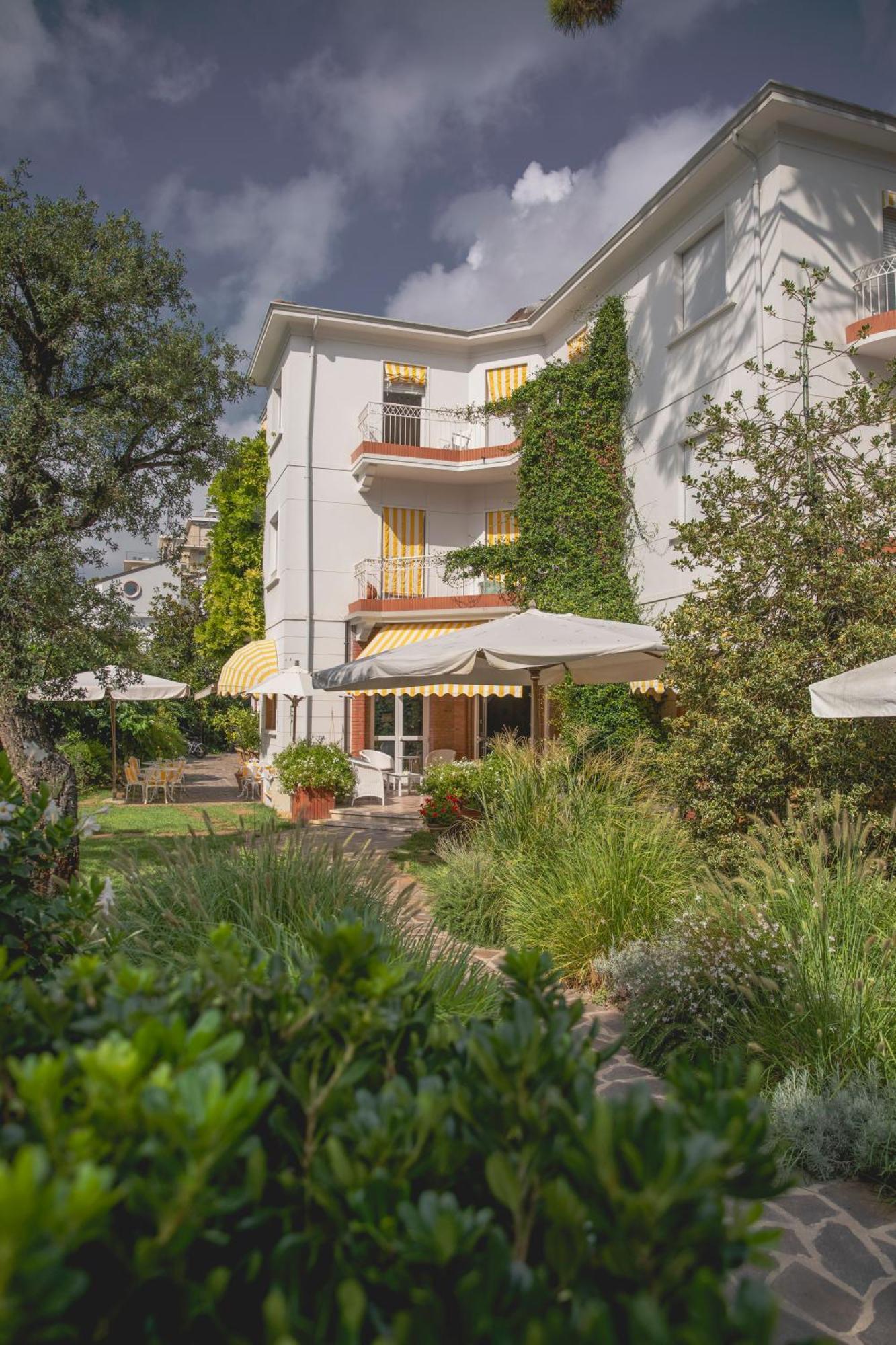 Villa Arizona Milano Marittima Esterno foto