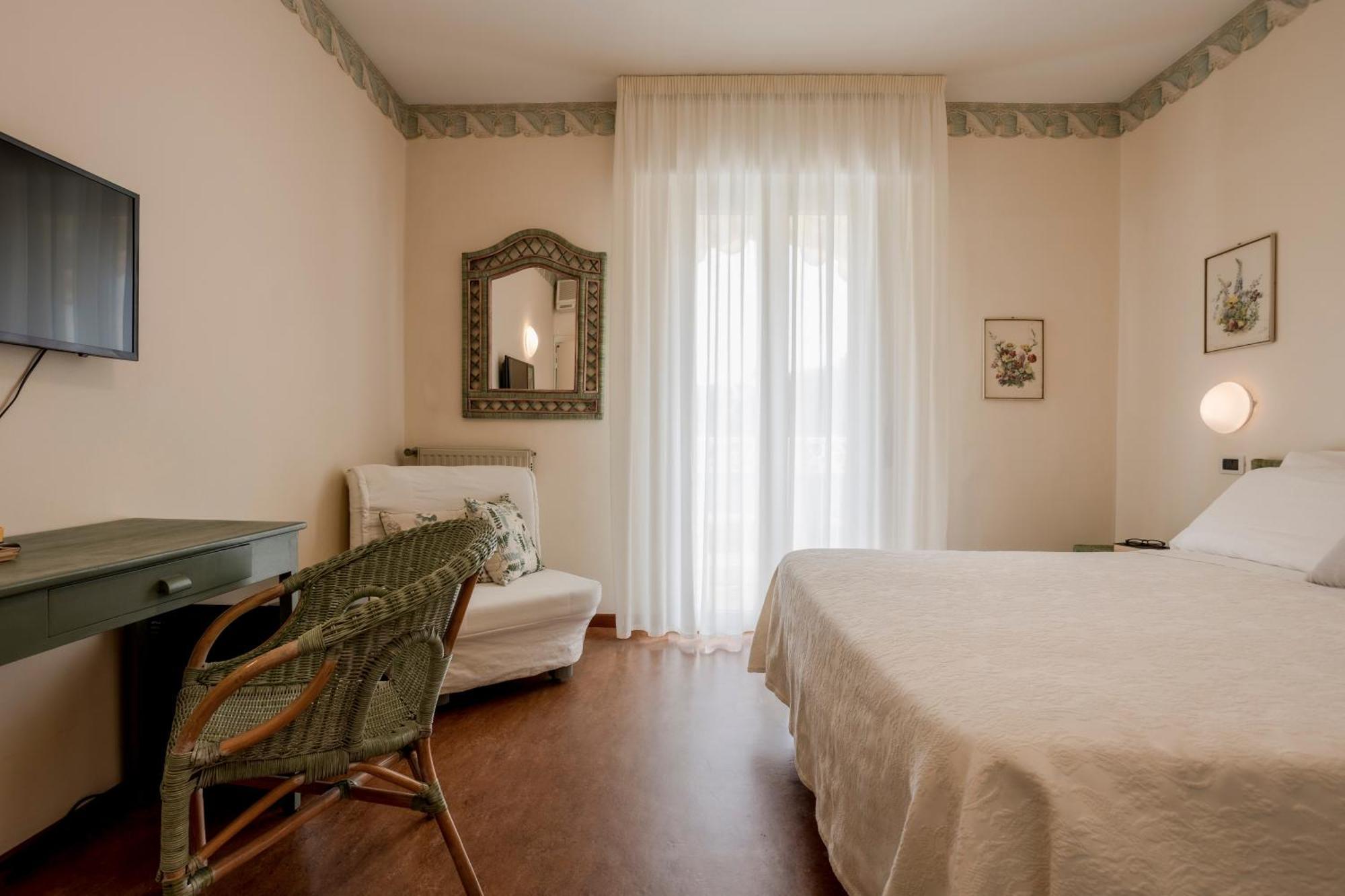 Villa Arizona Milano Marittima Esterno foto